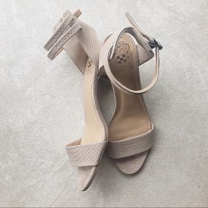 VINCE CAMUTO Maisley Kitten Heel Sandal